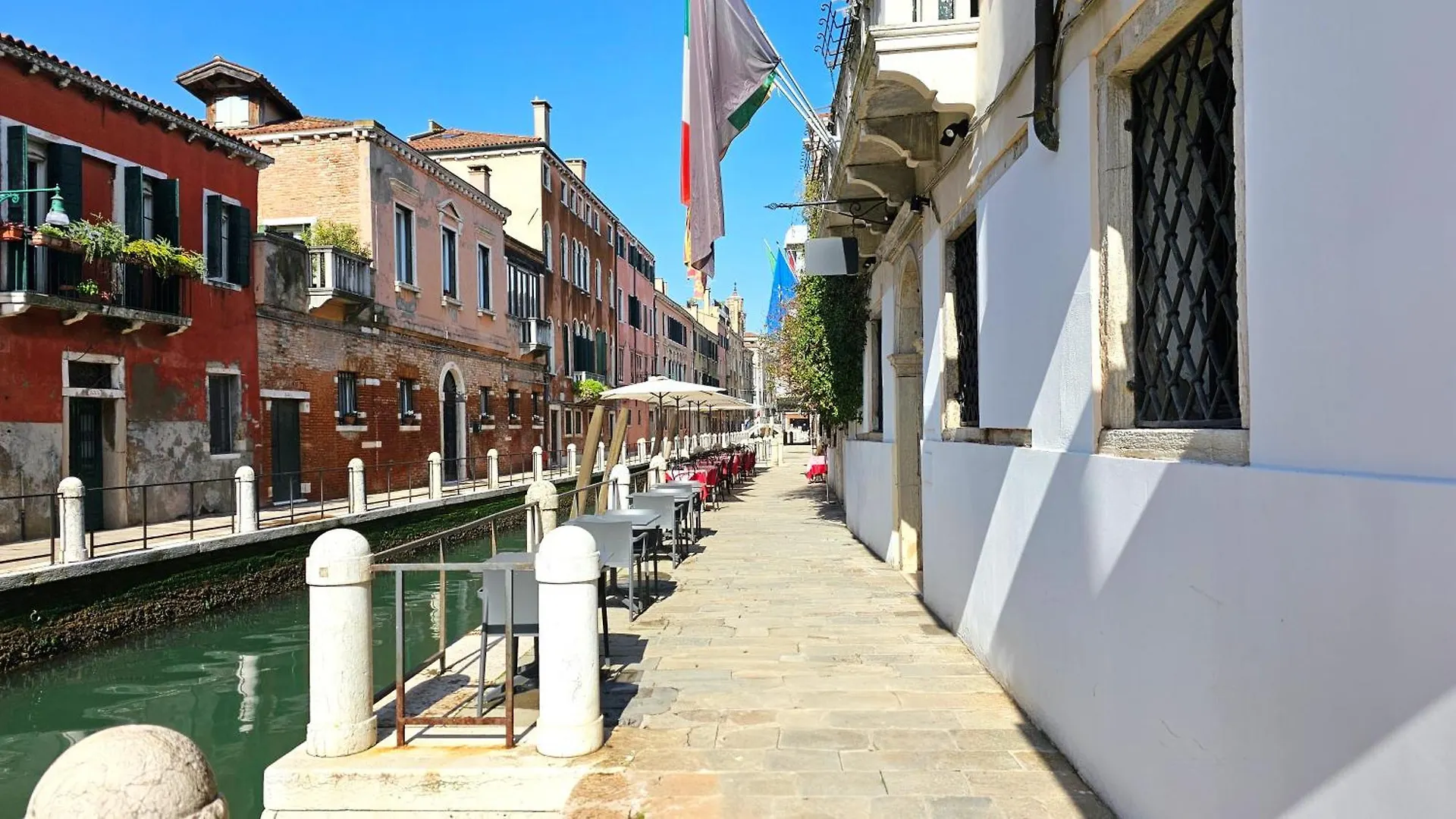 Ca' Messner 5 Leoni 2*, Venice